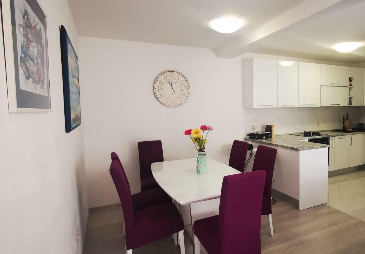 Apartment Dalmatia Makarska Exterior foto