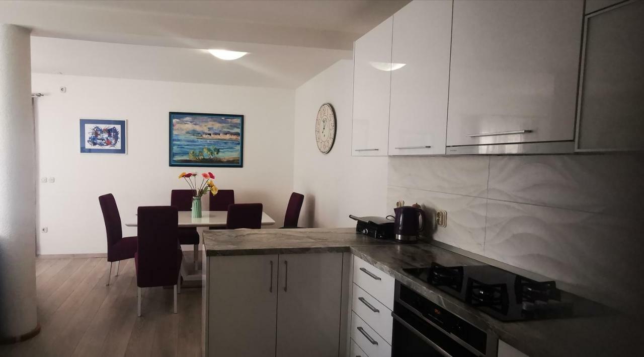 Apartment Dalmatia Makarska Exterior foto